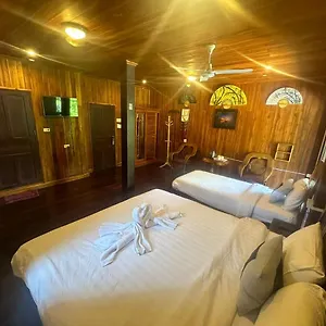  Guest house Xiengthong Khounphet