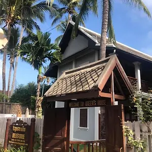 3* Otel Queen's House